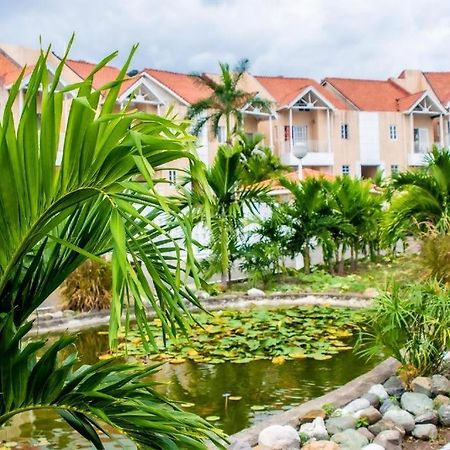 Finest Accommodation Marley Manor Apt # 513 Ground Floor 6 Marley Rd Kgn 6 Kingston Extérieur photo