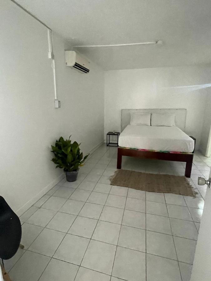 Finest Accommodation Marley Manor Apt # 513 Ground Floor 6 Marley Rd Kgn 6 Kingston Extérieur photo